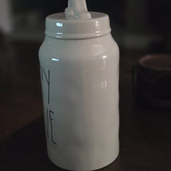 Rae Dunn Puppy Love white ceramic treat canister with lid, black lettering NWOT - Picture 4 of 10